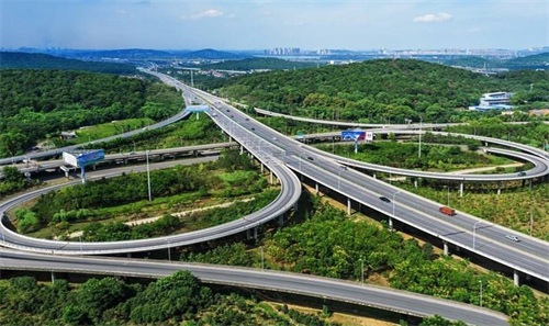 晋江钢筋套筒应用于高速公路